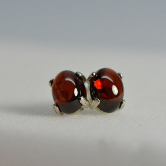 Garnet earrings stud - Sterling Silver Cabochons - Picture 1 of 7